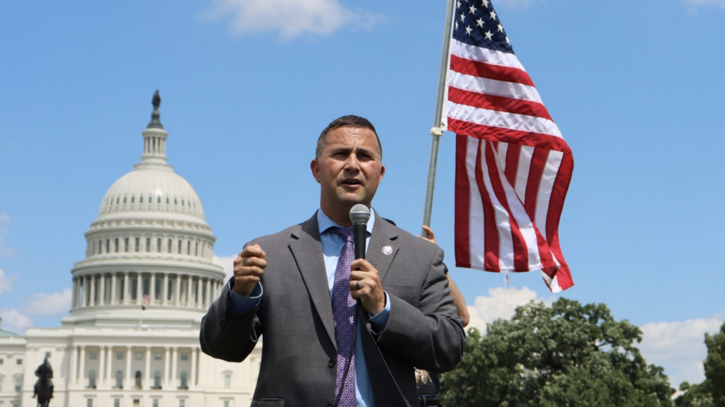 Darren Soto flag